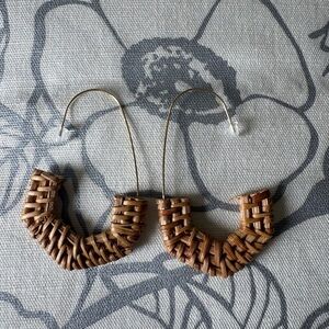 NWT Rattan Wire Hoop Earrings